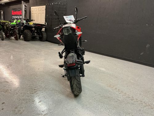 2024 CFMOTO NK 300 Lower Image 2