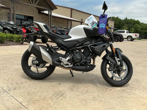 2024 CFMOTO NK 450 Lower Image 3