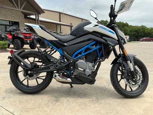2024 CFMOTO NK 300 Lower Image 3