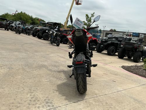 2024 CFMOTO NK 300 Lower Image 1