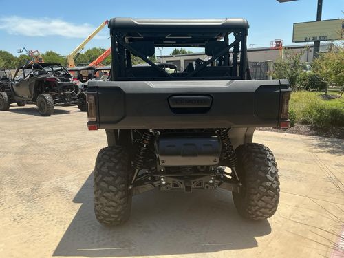 2025 CFMOTO UFORCE U10 Pro XL Lower Image 1