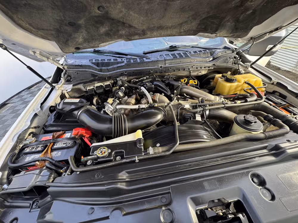 2019 Ford F-350 Super Duty Platinum Image 28