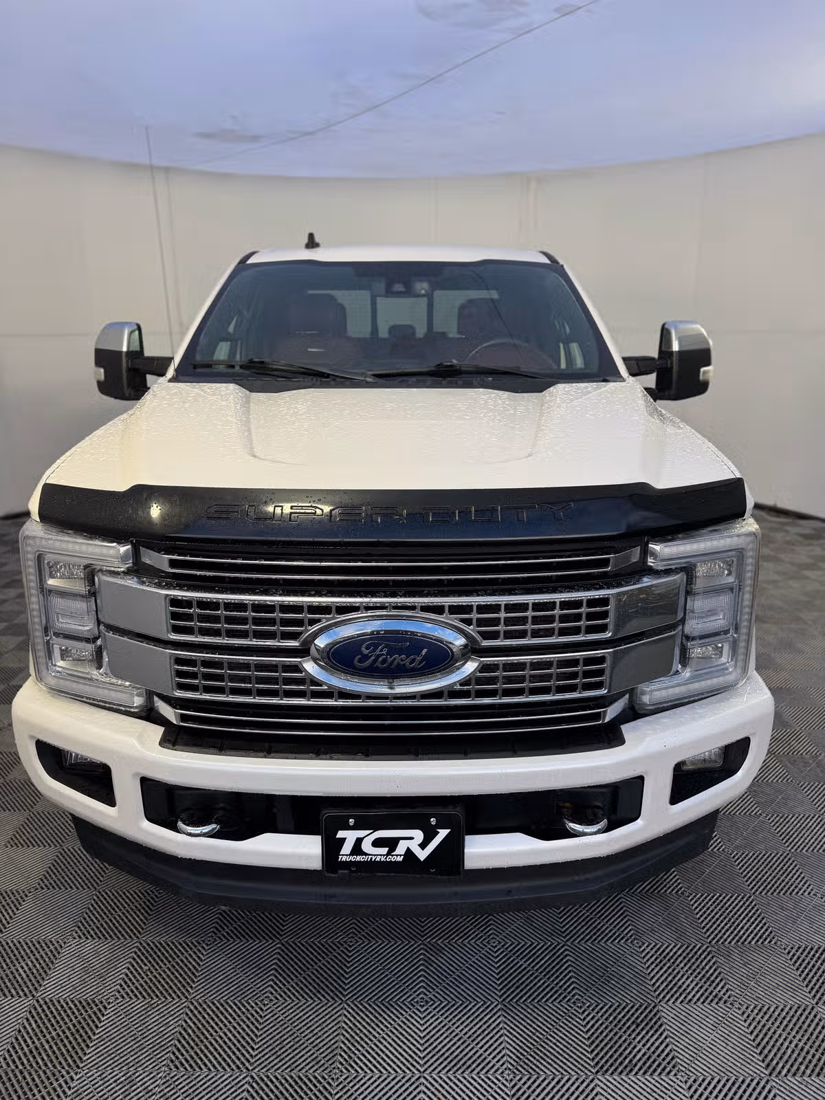 2019 Ford F-350 Super Duty Platinum Image 7