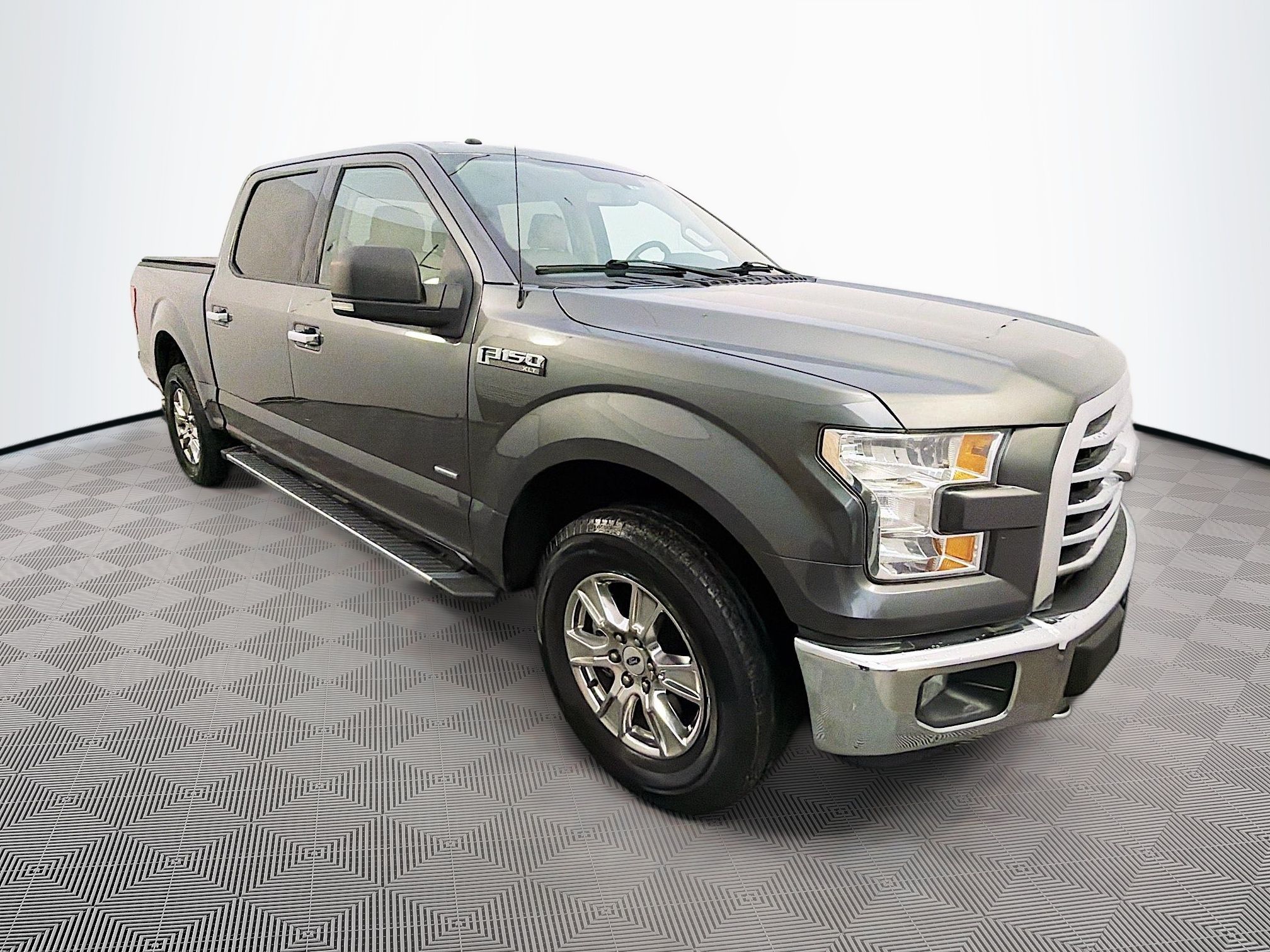 2015 Ford F-150 Lariat 4x4 SuperCrew 145-in's photo