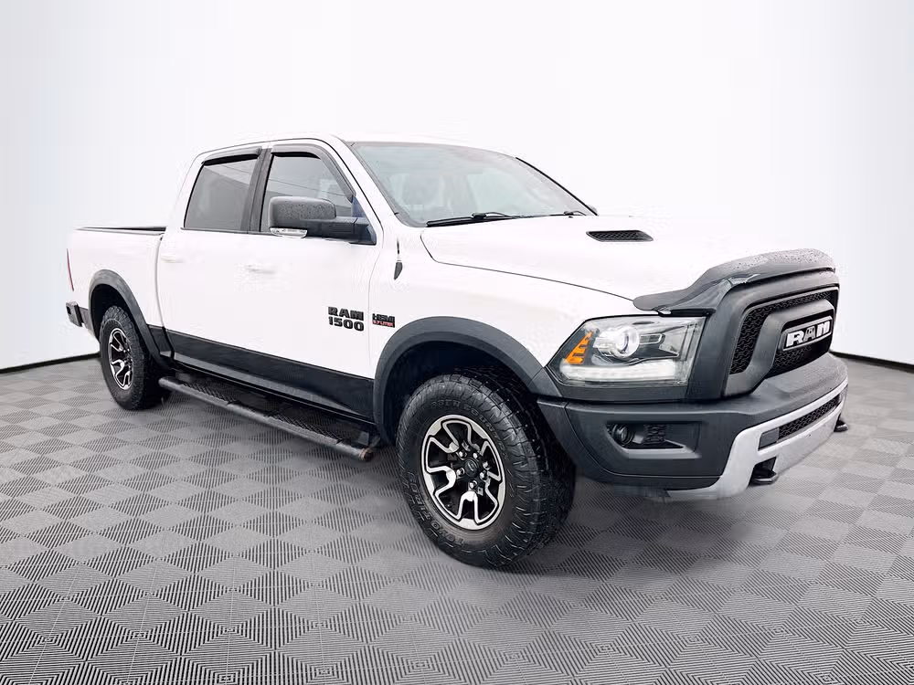 2016 RAM 1500 Rebel 4x4 Crew Cab 5'7's photo
