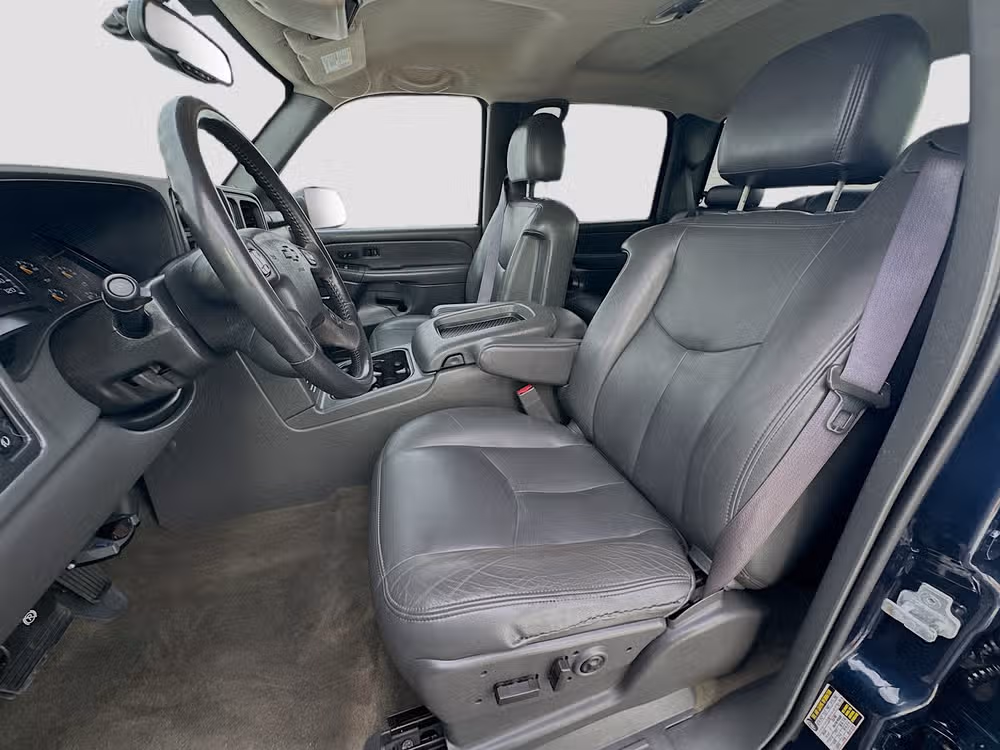 2005 Chevrolet Silverado 3500 LT Duramax 4x4 Image 11