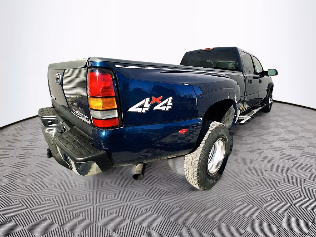 2005 Chevrolet Silverado 3500 LT Duramax 4x4 Image 7