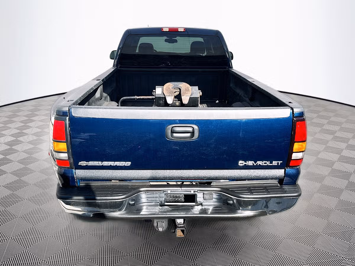 2005 Chevrolet Silverado 3500 LT Duramax 4x4 Image 6