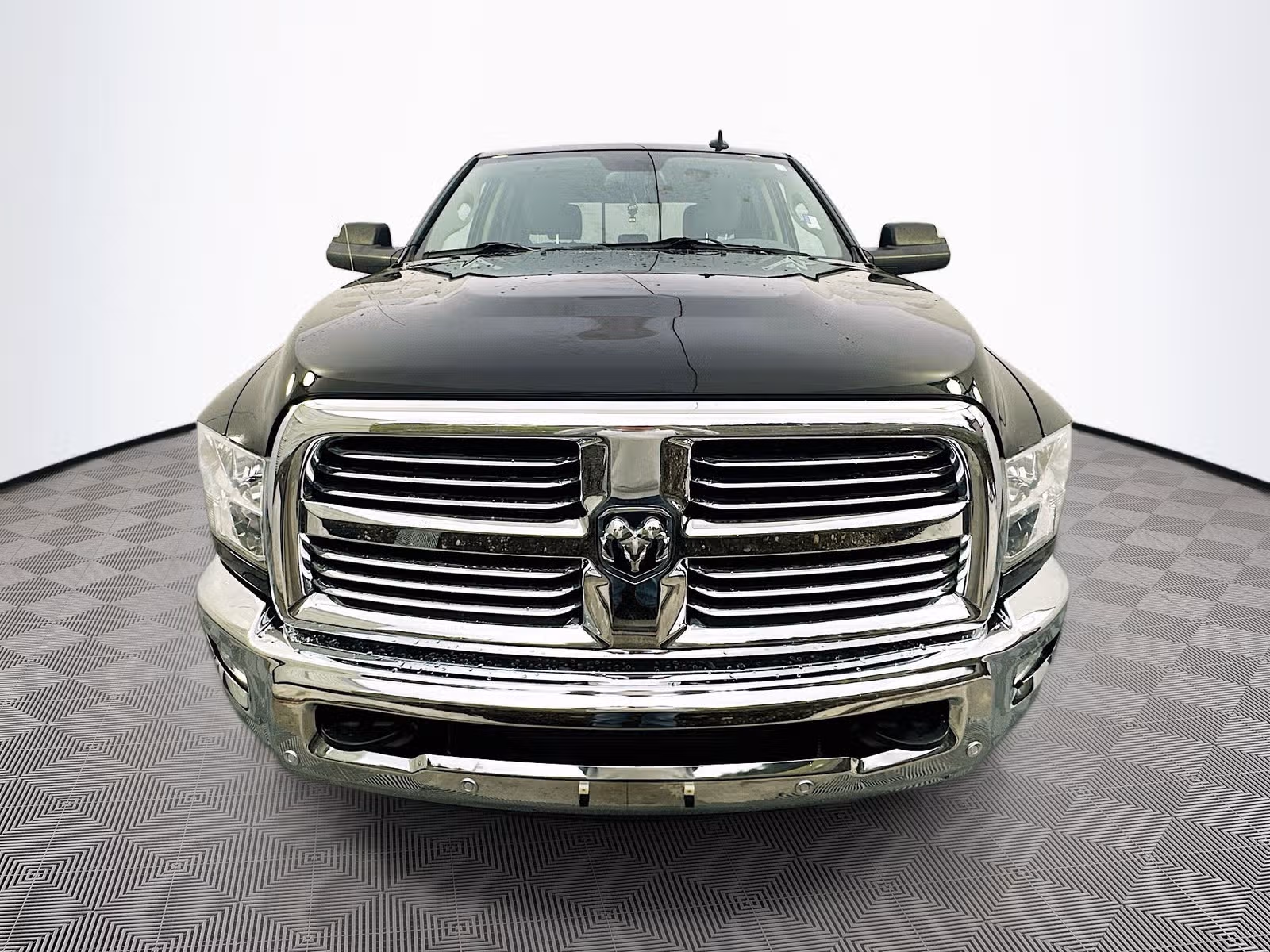 2017 Ram 2500 Big Horn Diesel 4x4 Upper Image 2