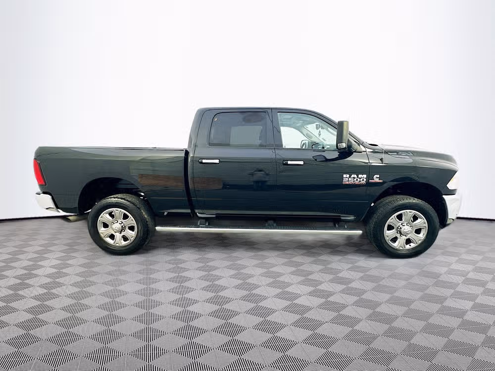 2017 Ram 2500 Big Horn Diesel 4x4 Image 8