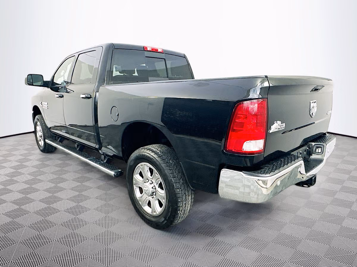 2017 Ram 2500 Big Horn Diesel 4x4 Image 5