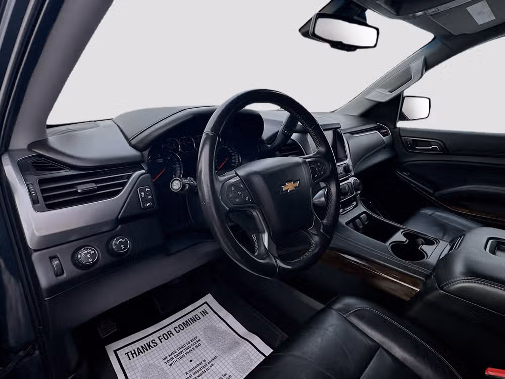 2020 Chevrolet Suburban LT Image 9