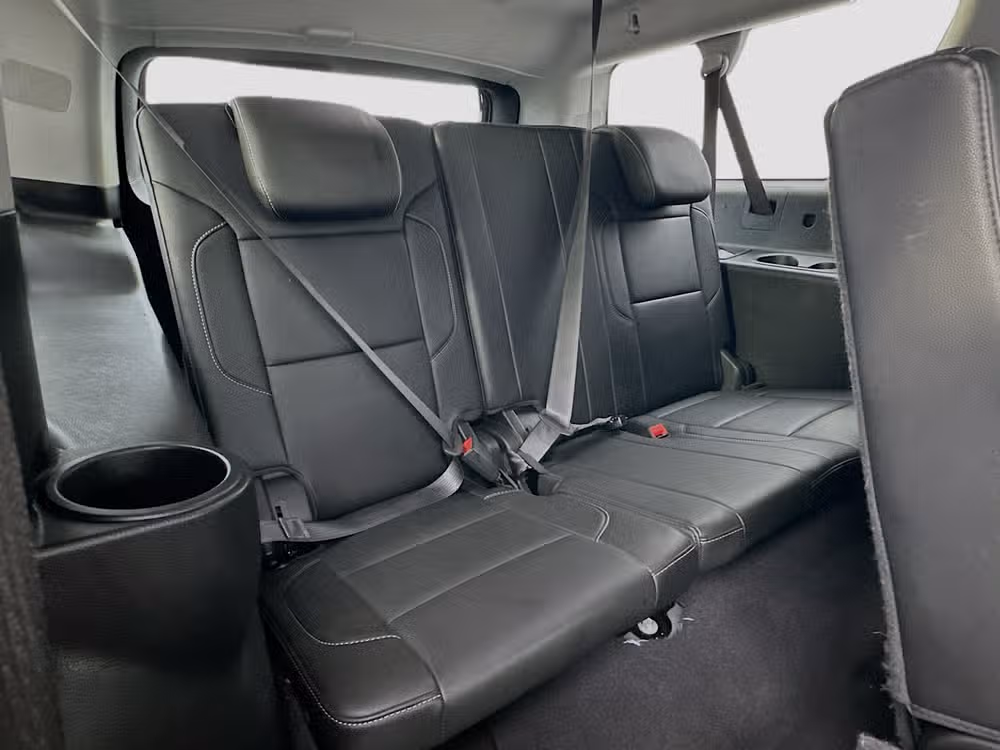 2020 Chevrolet Suburban LT Image 29
