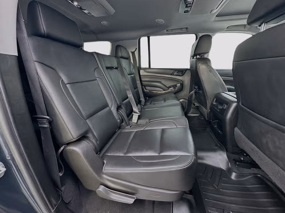 2020 Chevrolet Suburban LT Image 30