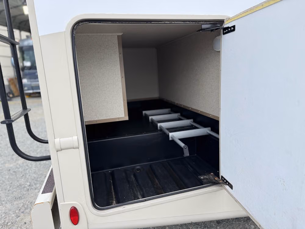 2019 Thor Motor Coach Freedom Traveler Motorhome Image 30