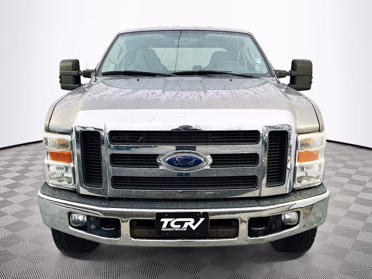 2009 Ford F-350 Super Duty Crew Cab Image 2