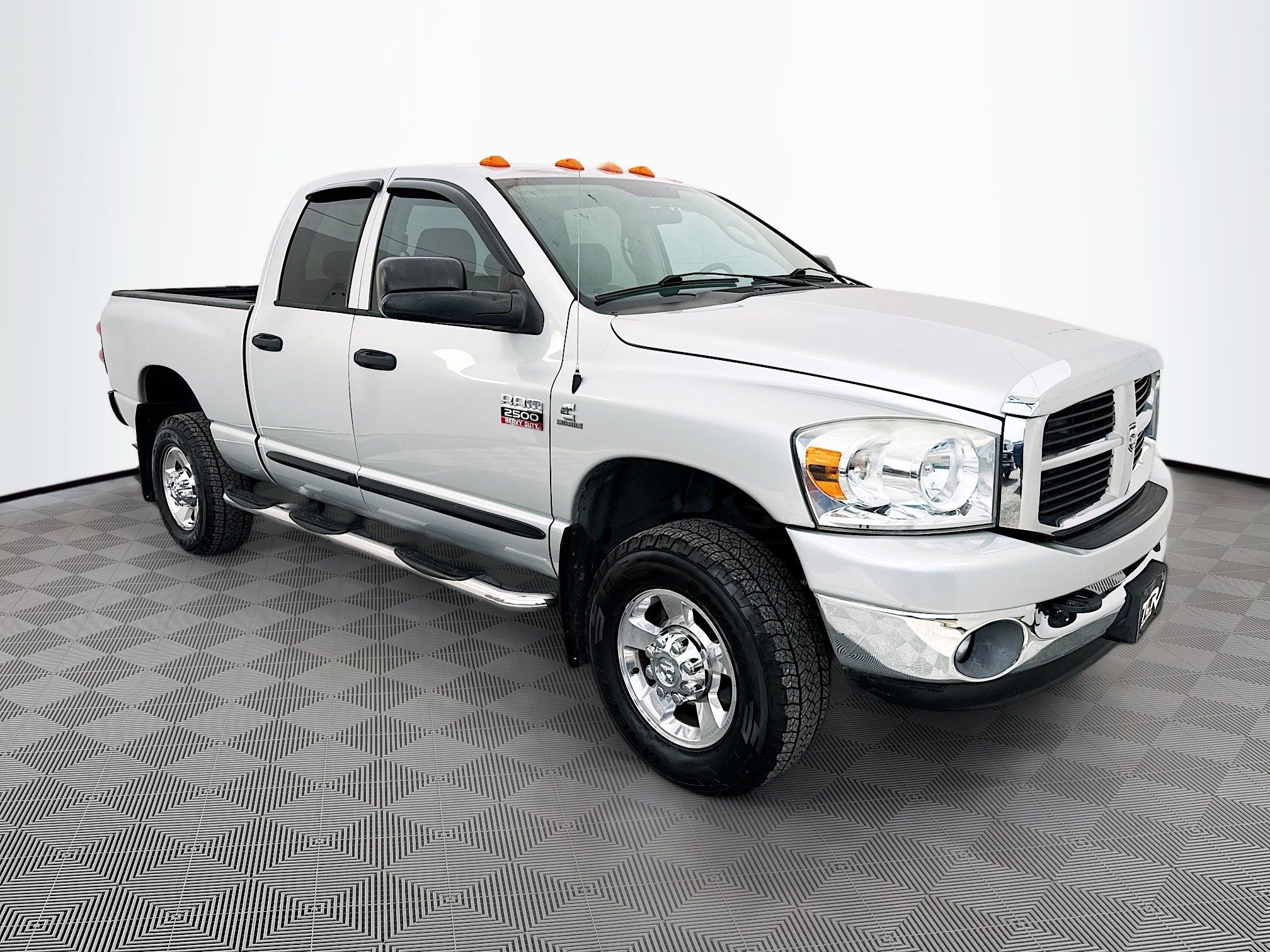 2007 Dodge Ram 2500 ST 4X4 Quad Cab SWB's photo