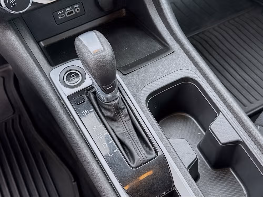 2022 Nissan Sentra SV Image 18