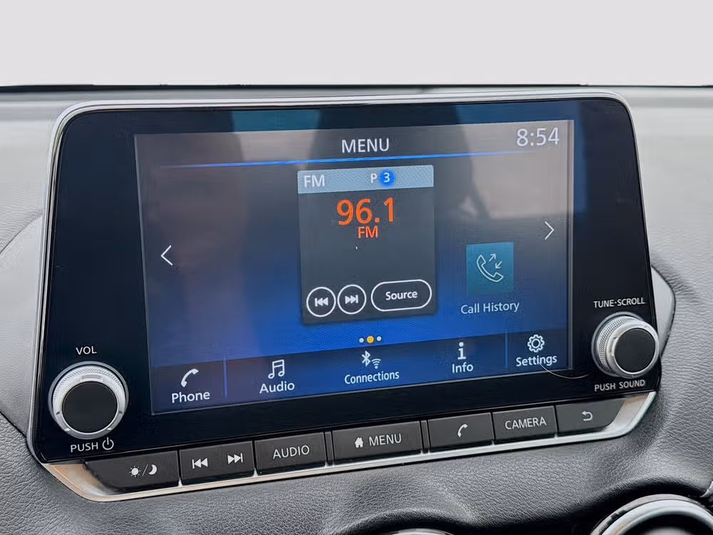 2022 Nissan Sentra SV Image 15