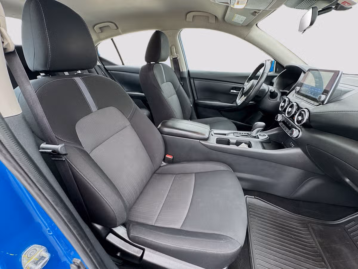 2022 Nissan Sentra SV Image 26