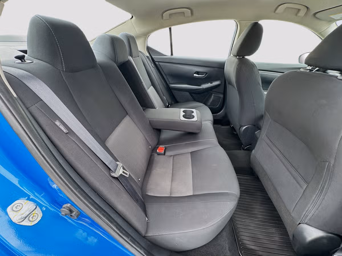 2022 Nissan Sentra SV Image 25