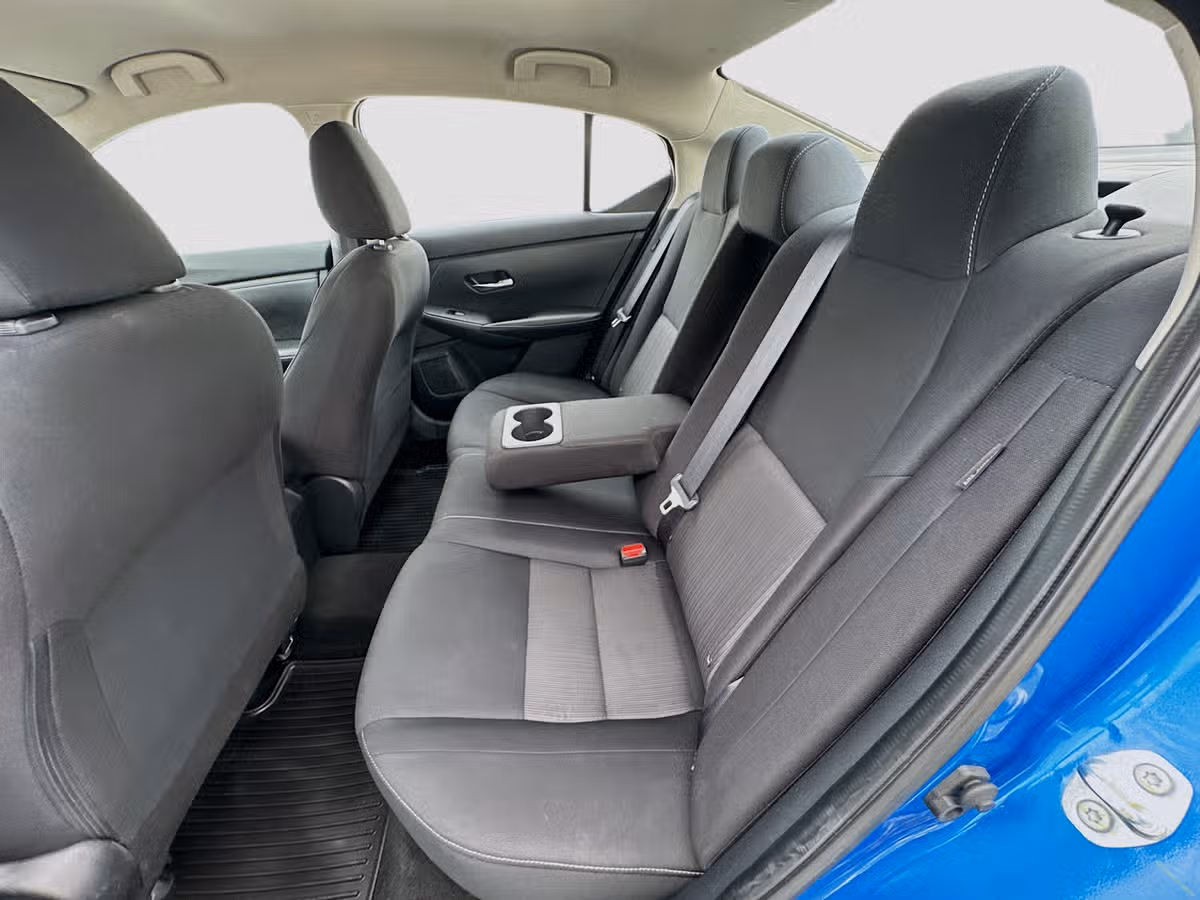2022 Nissan Sentra SV Image 21