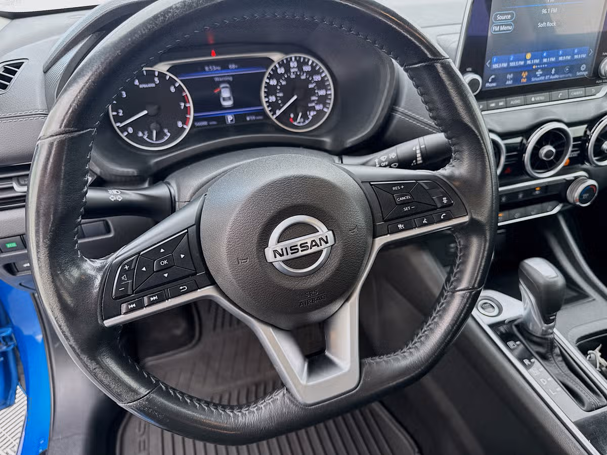 2022 Nissan Sentra SV Image 12