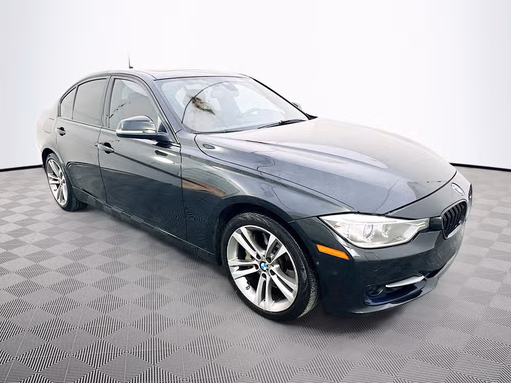 2013 BMW 3 Series 335i xDrive Sedan's photo