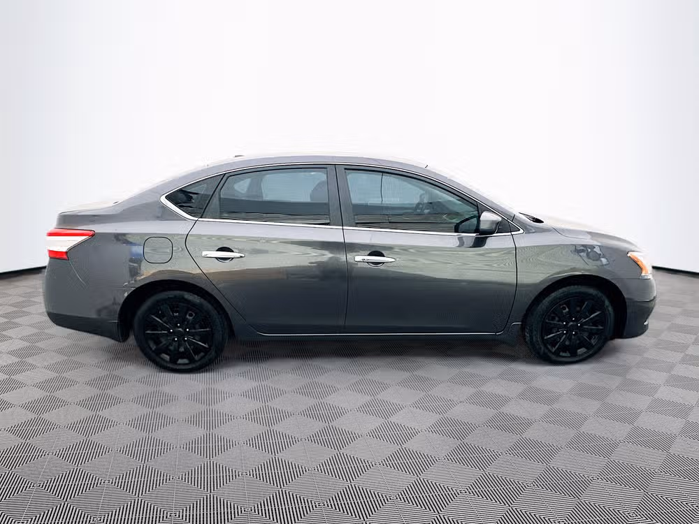 2015 Nissan Sentra SV Image 9