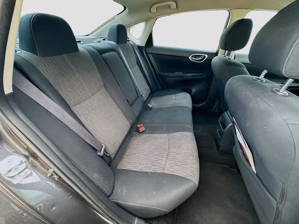 2015 Nissan Sentra SV Image 26