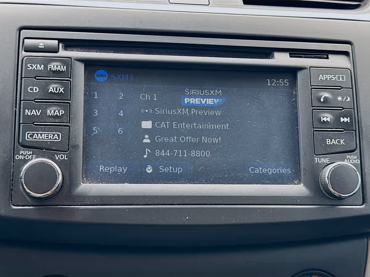 2015 Nissan Sentra SV Image 15