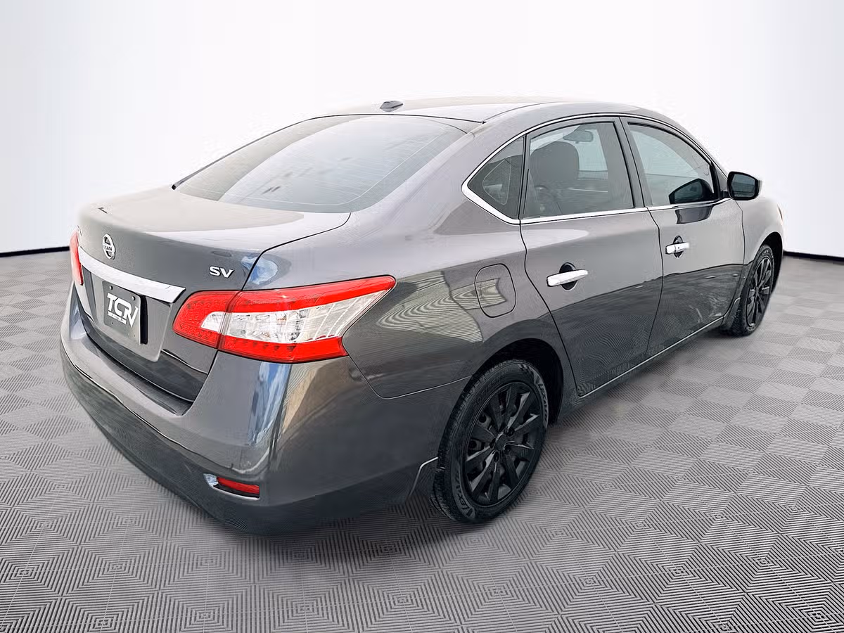 2015 Nissan Sentra SV Image 8