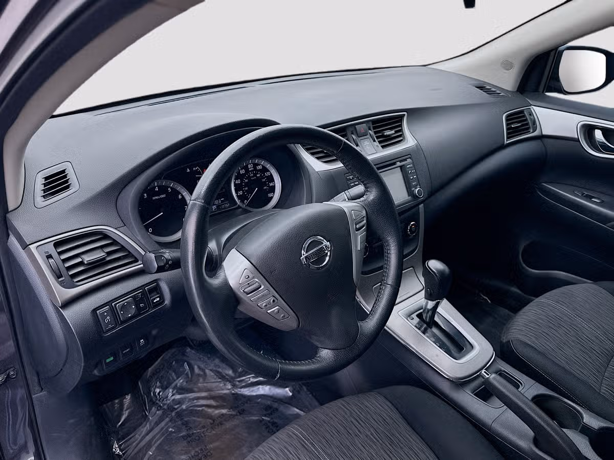 2015 Nissan Sentra SV Image 10