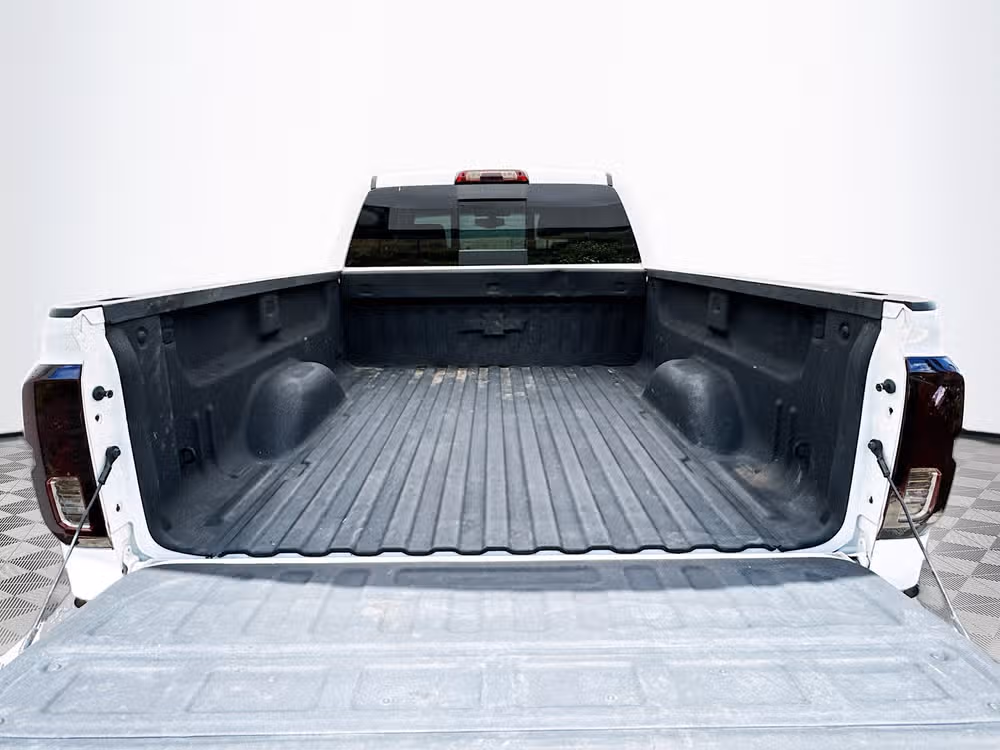 2018 Chevrolet Silverado 1500 LTZ Z71 Crew Cab Image 27