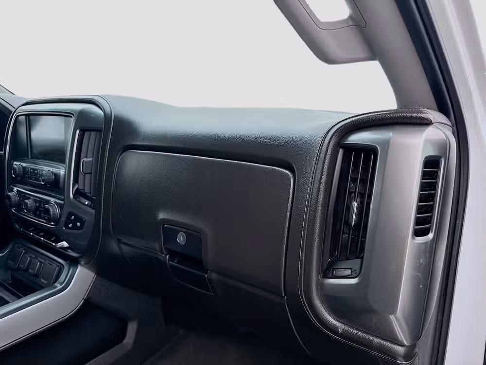 2018 Chevrolet Silverado 1500 LTZ Z71 Crew Cab Image 30