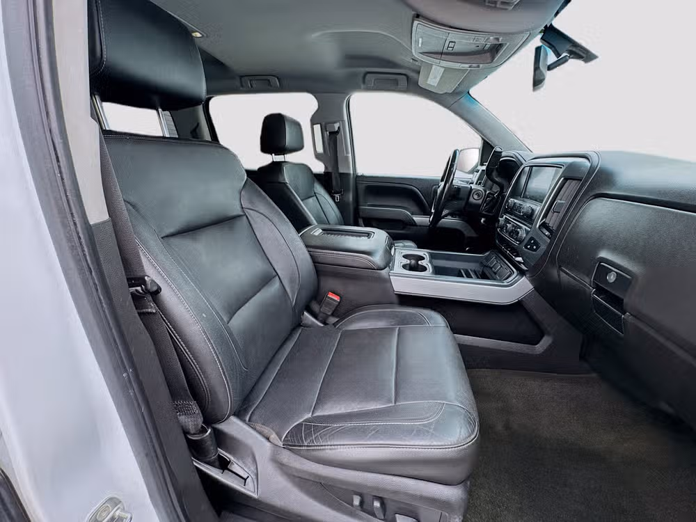 2018 Chevrolet Silverado 1500 LTZ Z71 Crew Cab Image 29