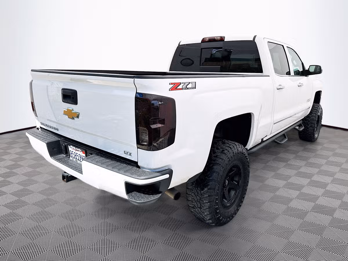 2018 Chevrolet Silverado 1500 LTZ Z71 Crew Cab Image 7