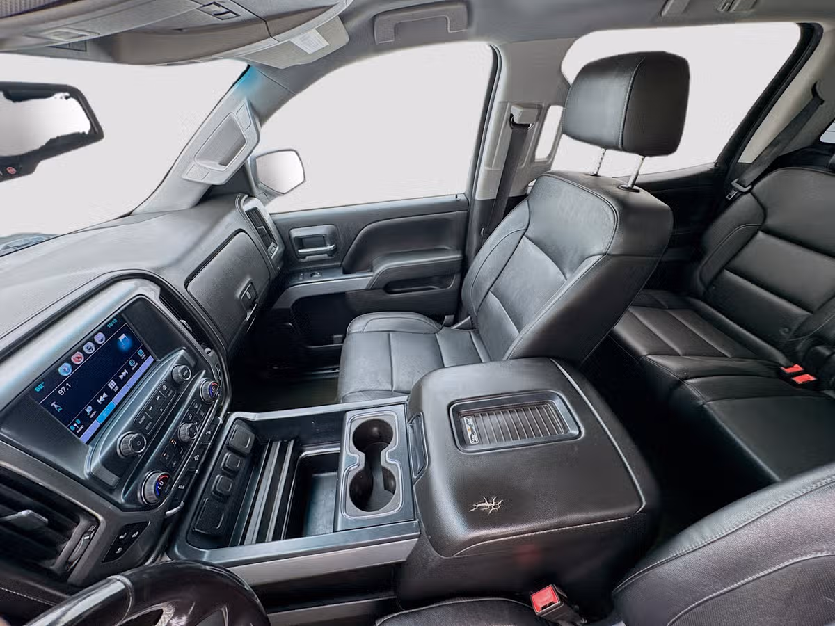 2018 Chevrolet Silverado 1500 LTZ Z71 Crew Cab Image 33