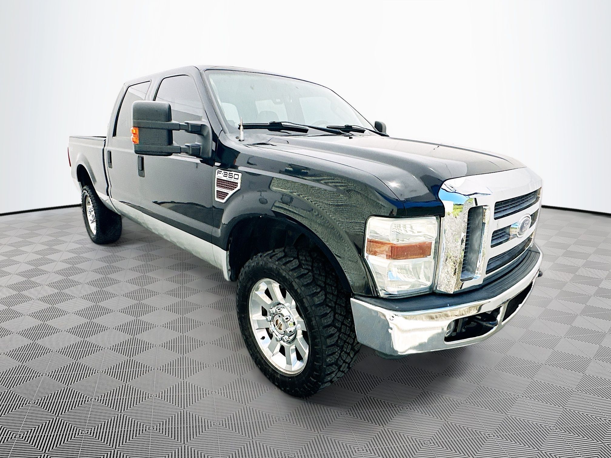 2008 Ford F-350 XL 4x4 Crew Cab 172-In SRW's photo