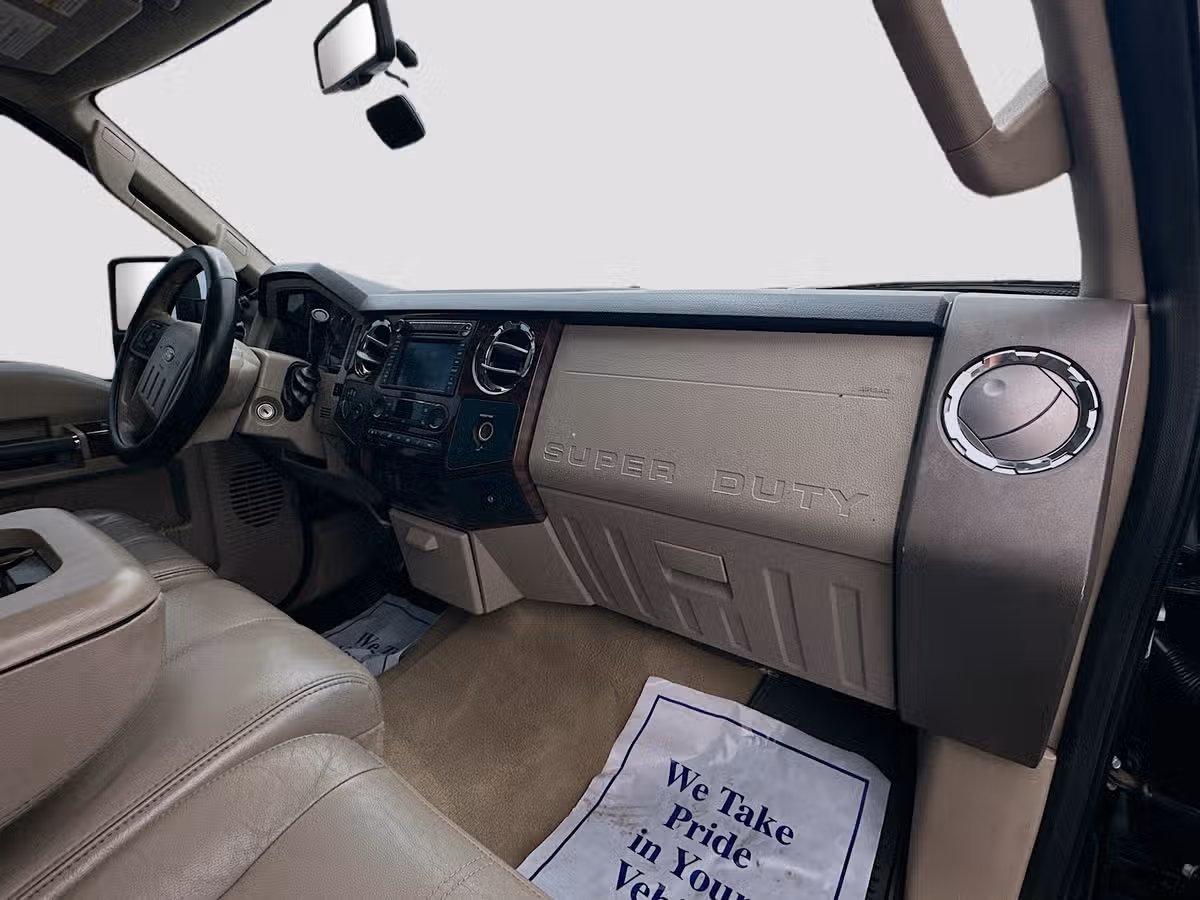 2008 Ford F-350 Super Duty Lariat Crew Cab Diesel 4x4 Image 27