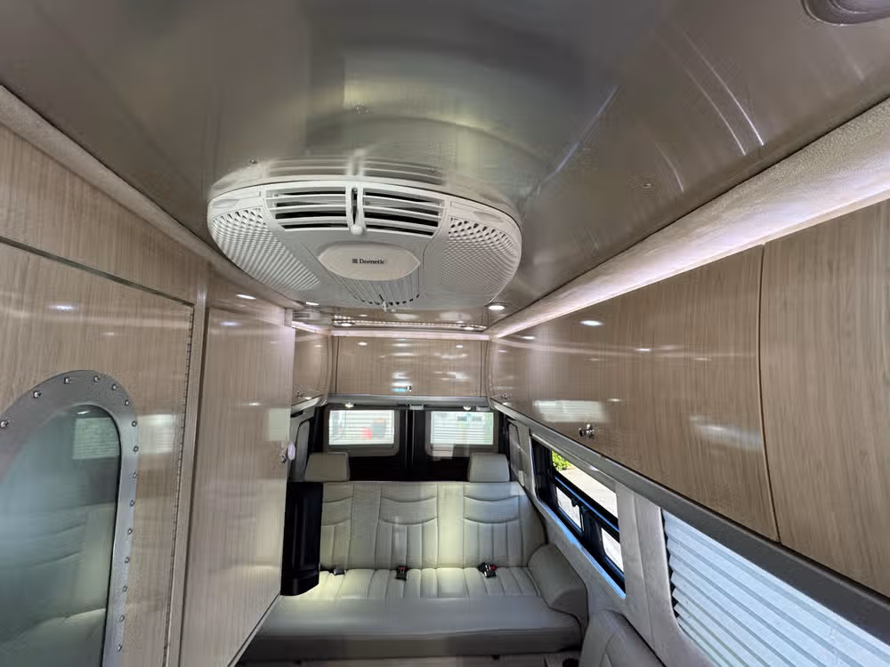 2014 Airstream Interstate Clas B Sprinter Diesel Image 15