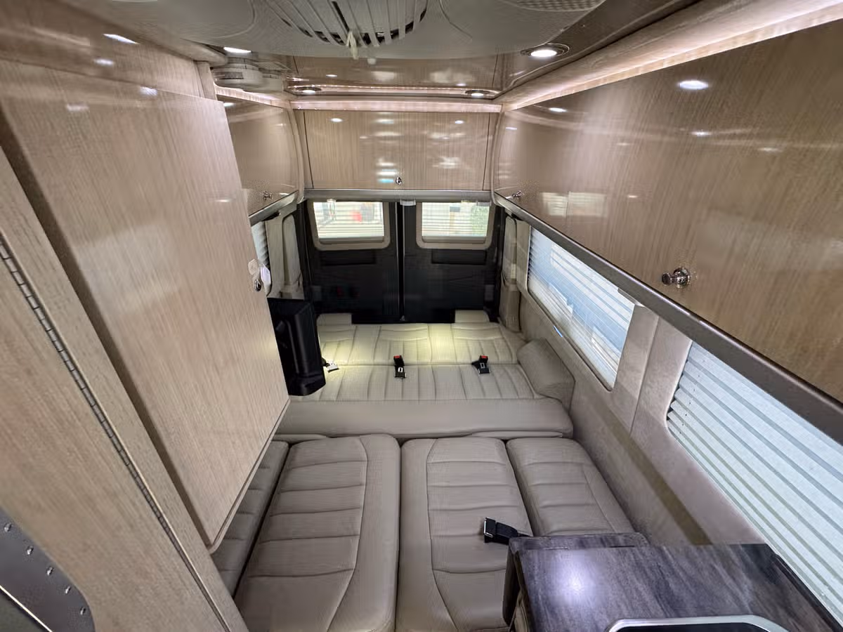 2014 Airstream Interstate Clas B Sprinter Diesel Image 25