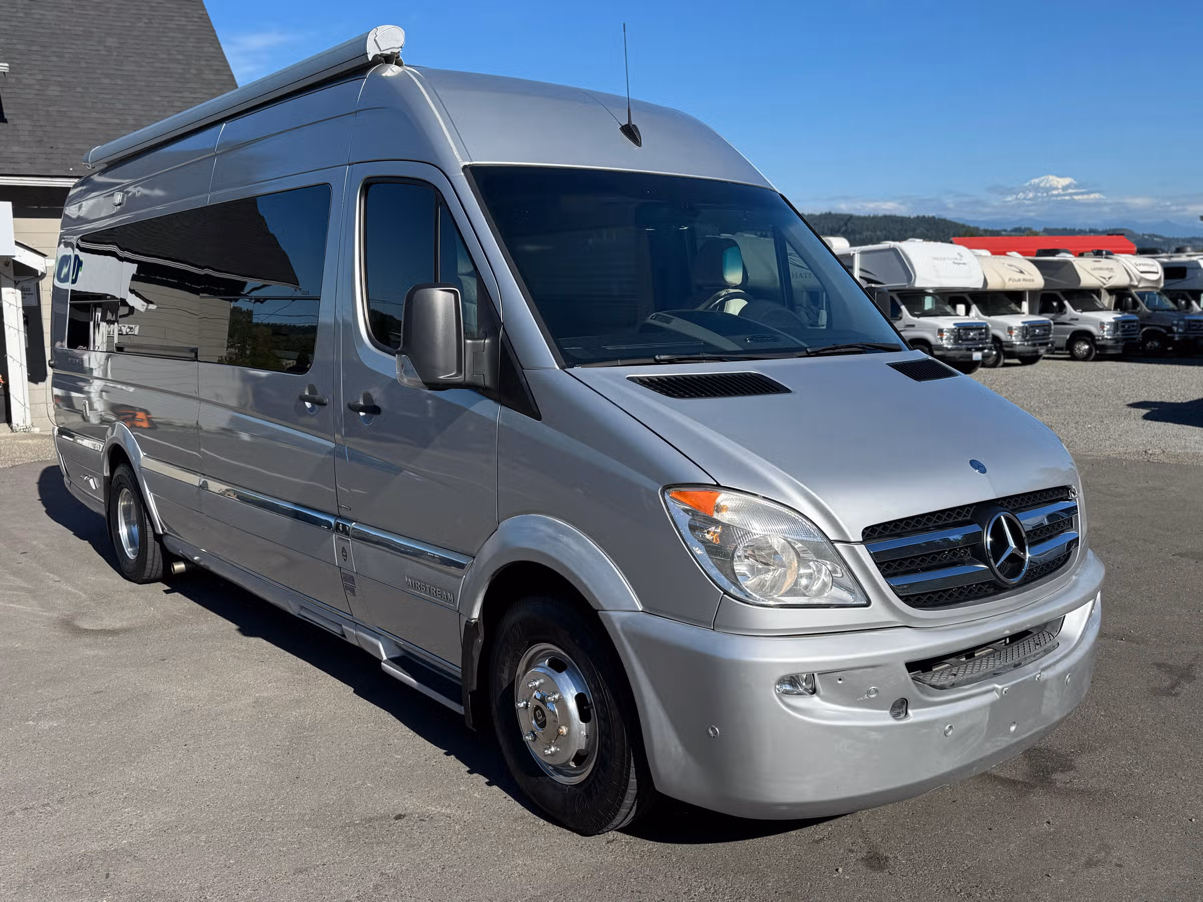 2014 Airstream Interstate Clas B Sprinter Diesel Image 1