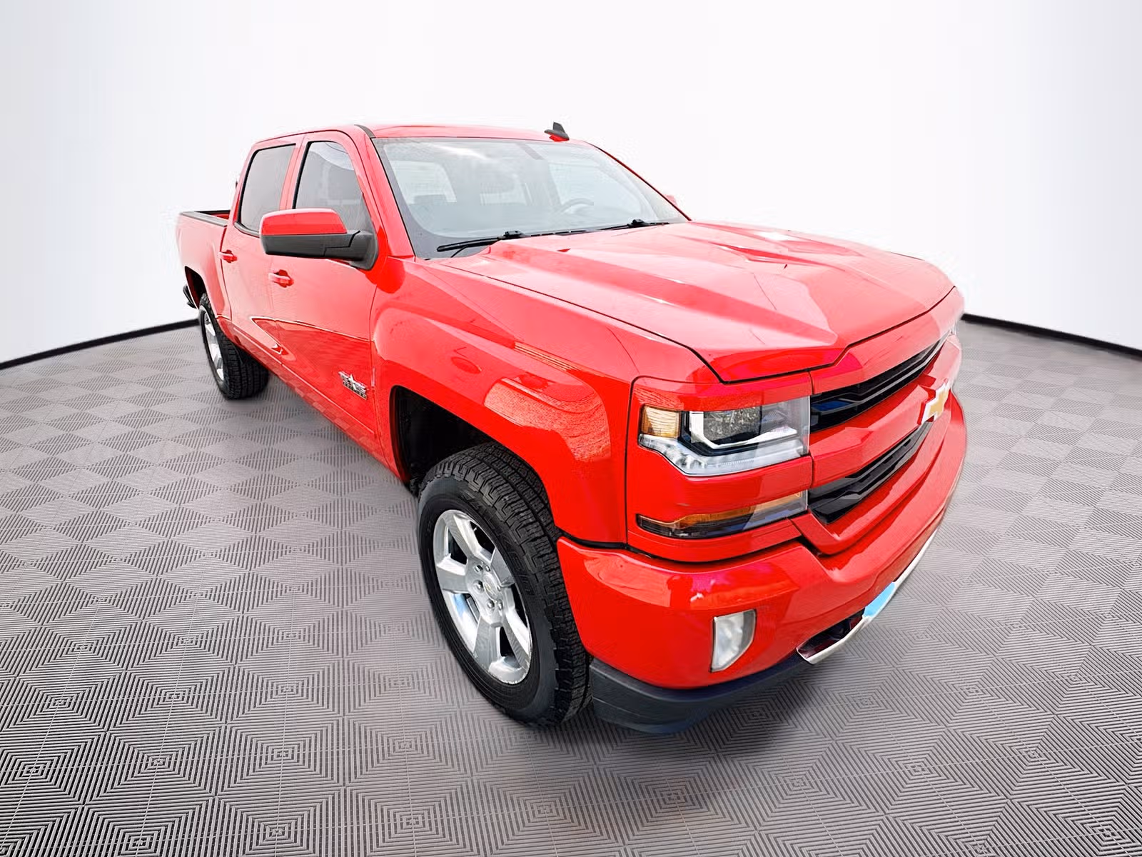 2017 Chevrolet Silverado 1500 LT Z71 Crew Cab Upper Image 1