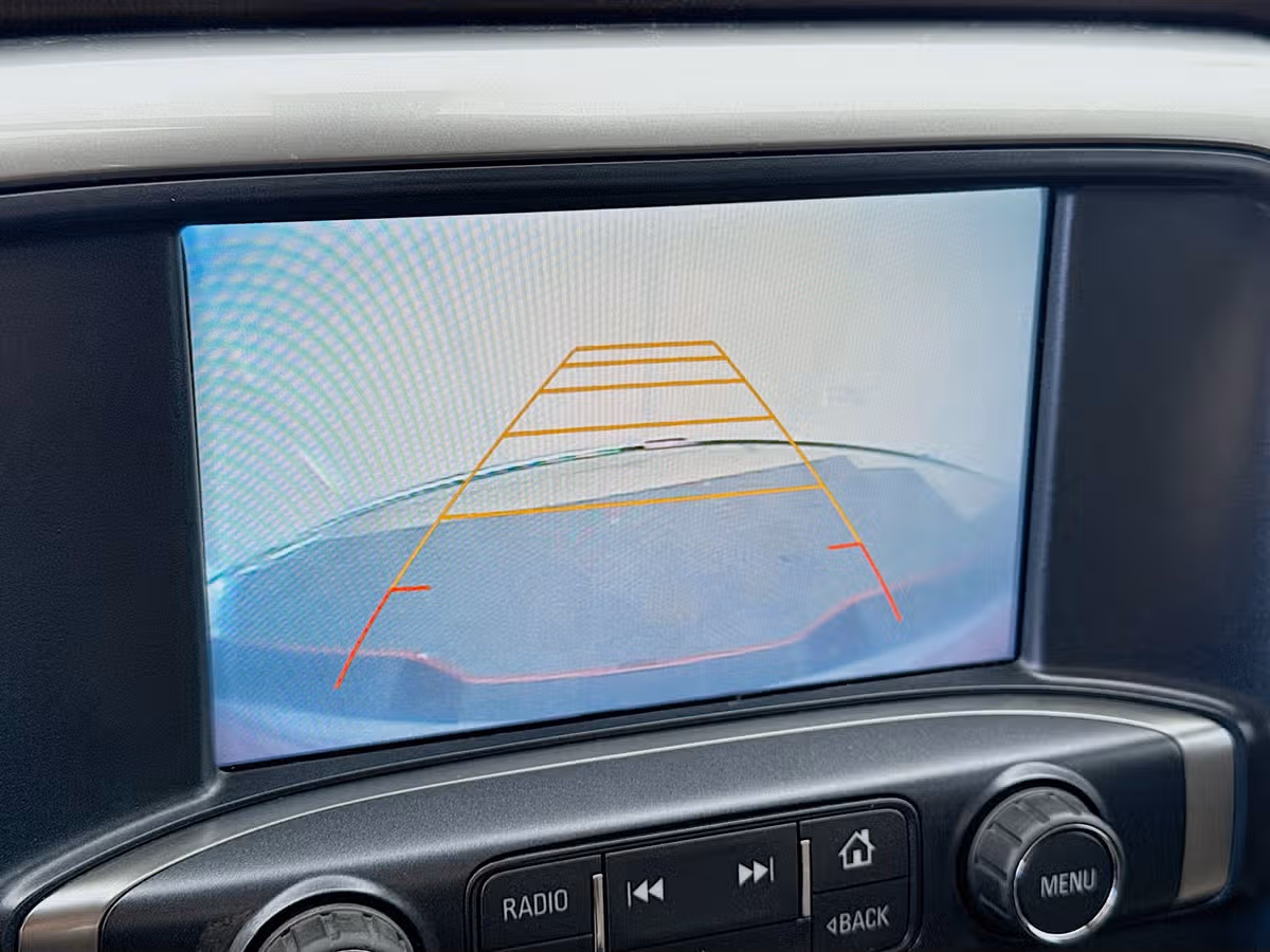 2017 Chevrolet Silverado 1500 LT Z71 Crew Cab Image 17