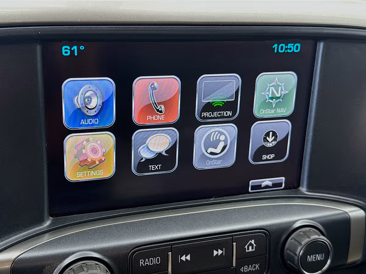 2017 Chevrolet Silverado 1500 LT Z71 Crew Cab Image 15