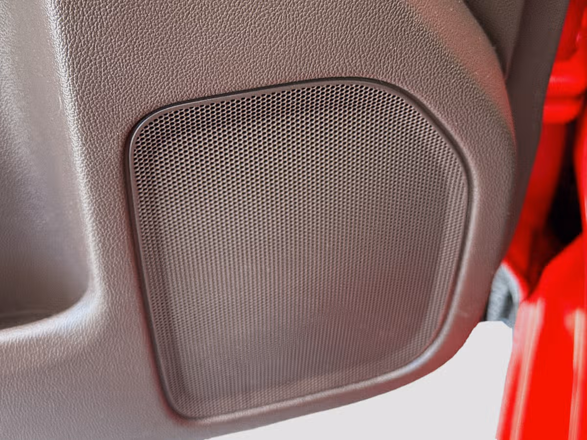 2017 Chevrolet Silverado 1500 LT Z71 Crew Cab Image 21
