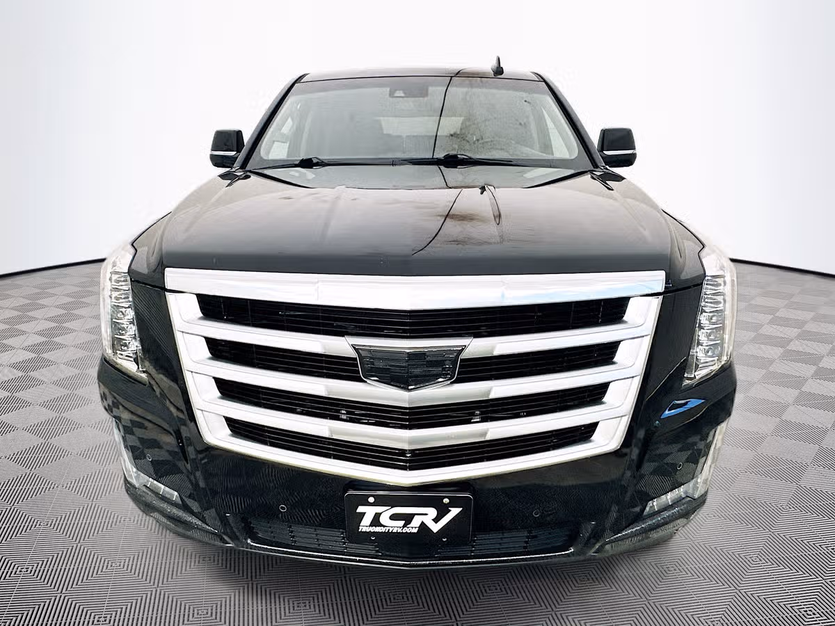 2016 Cadillac Escalade Premium Collection Image 2