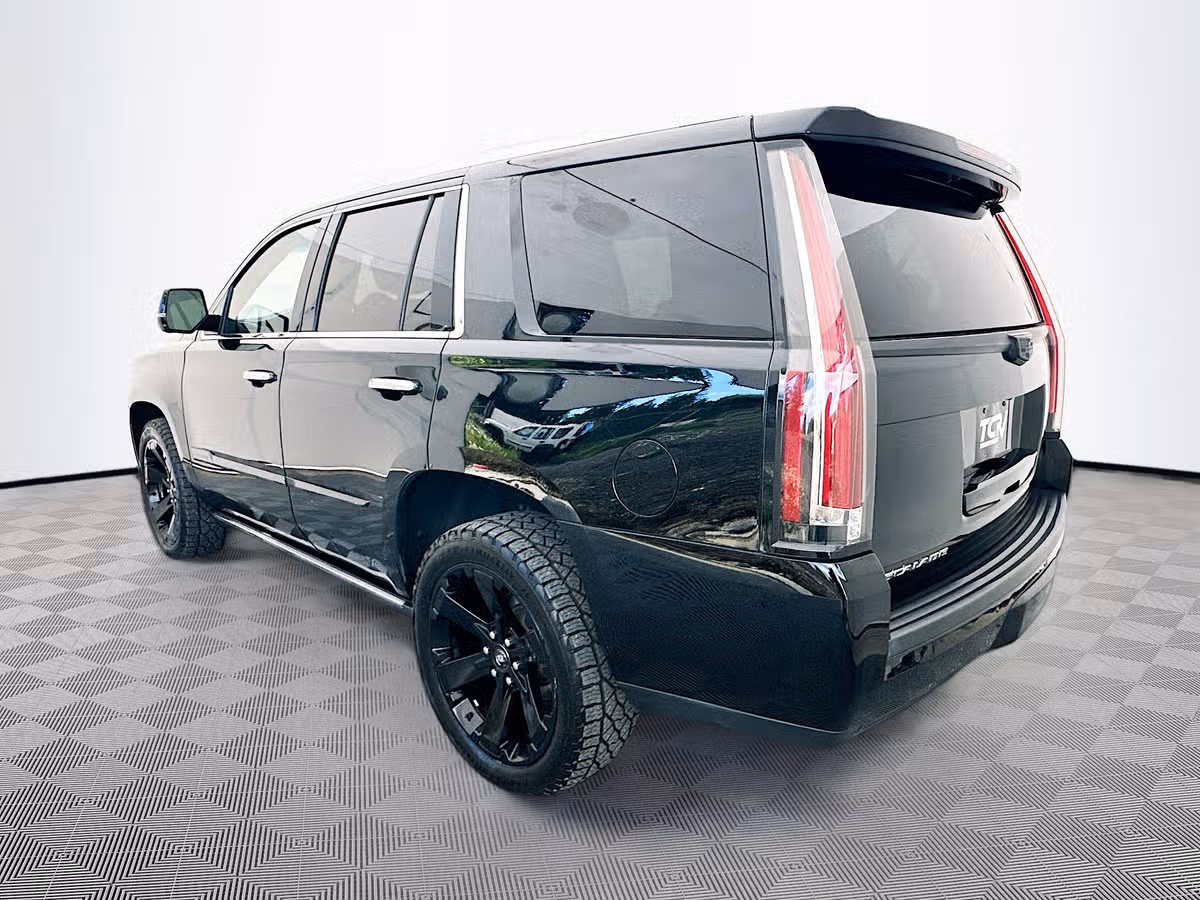 2016 Cadillac Escalade Premium Collection Image 5