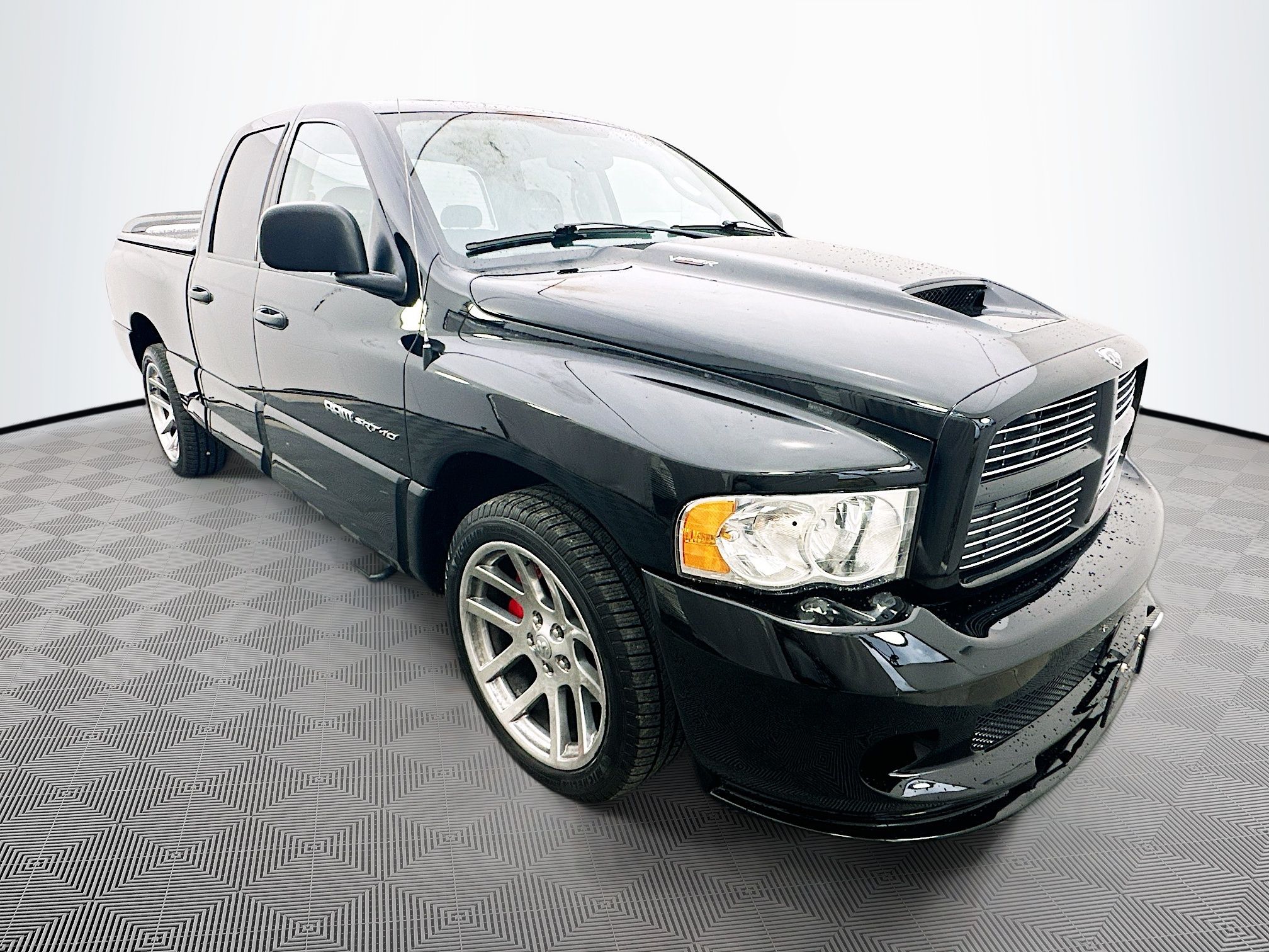 Black Clearcoat 2005 Dodge RAM 1500 Pickup Truck Rear-Wheel Drive Automatic